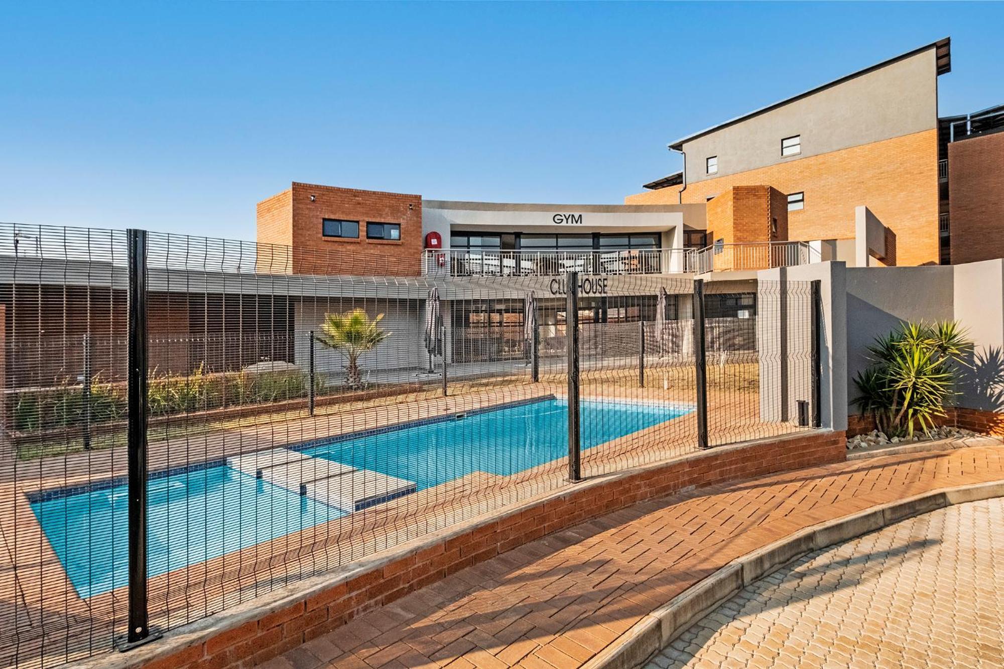 Airport Heights Apartment Боксбург Екстериор снимка